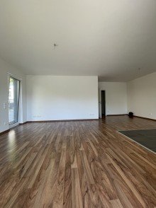 Wohnzimmer 4 Zimmer Wohnung in Fl�rsheim!