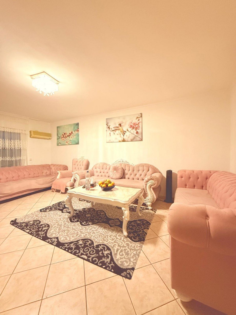 Wohnzimmer Etagenwohnung Fl�rsheim am Main