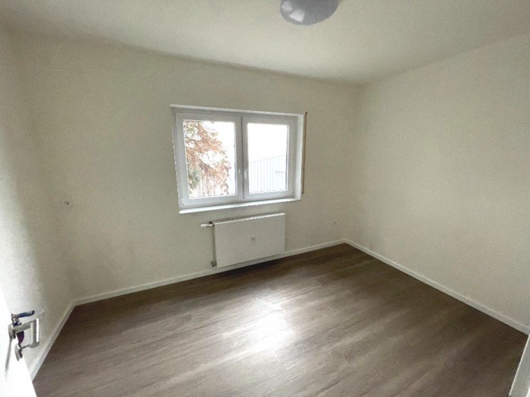 B�ro Hattersheim am Main B�rofl�che UNTERVERMIETUNG: Moderne Gewerbefl�che in Hattersheim zu vermieten!