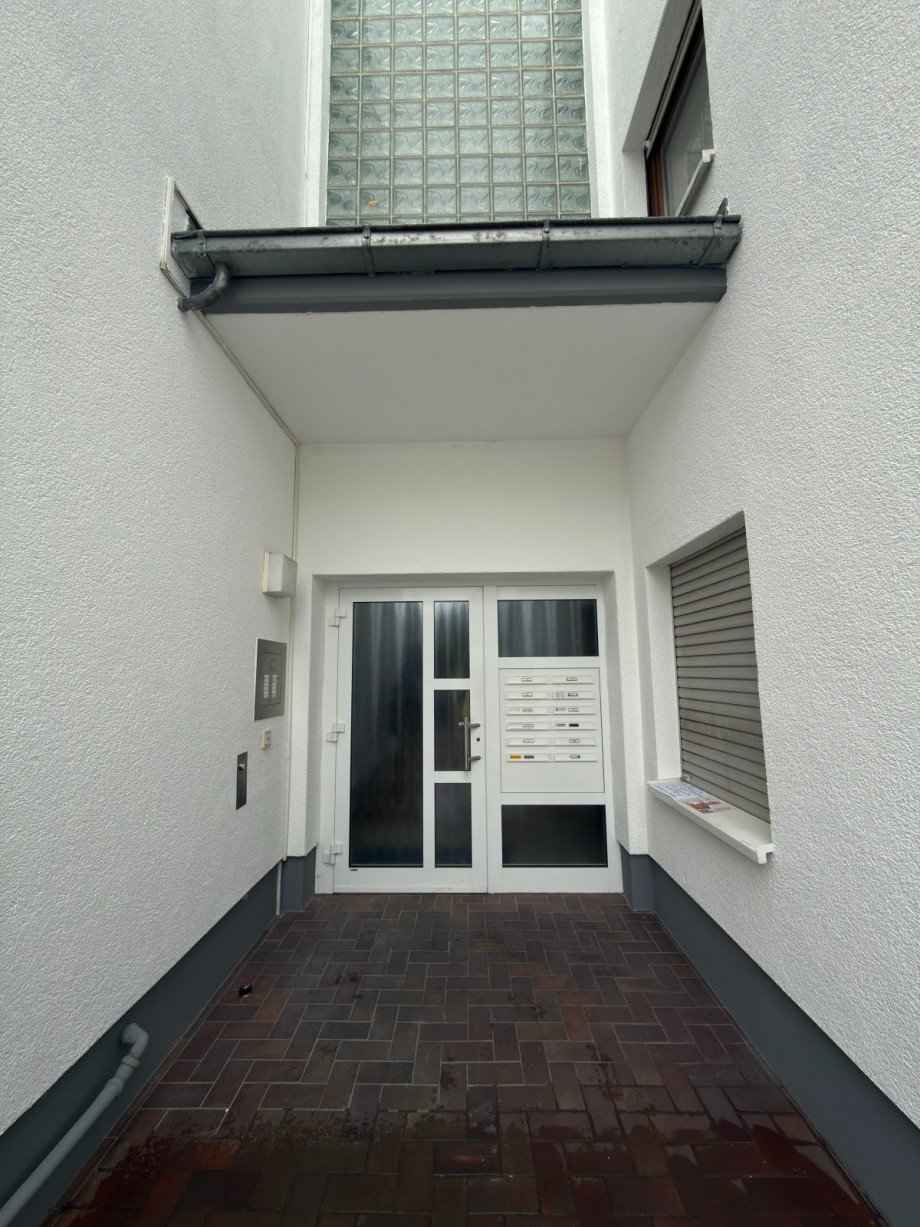 Eingang Wohnung Fl�rsheim am Main
