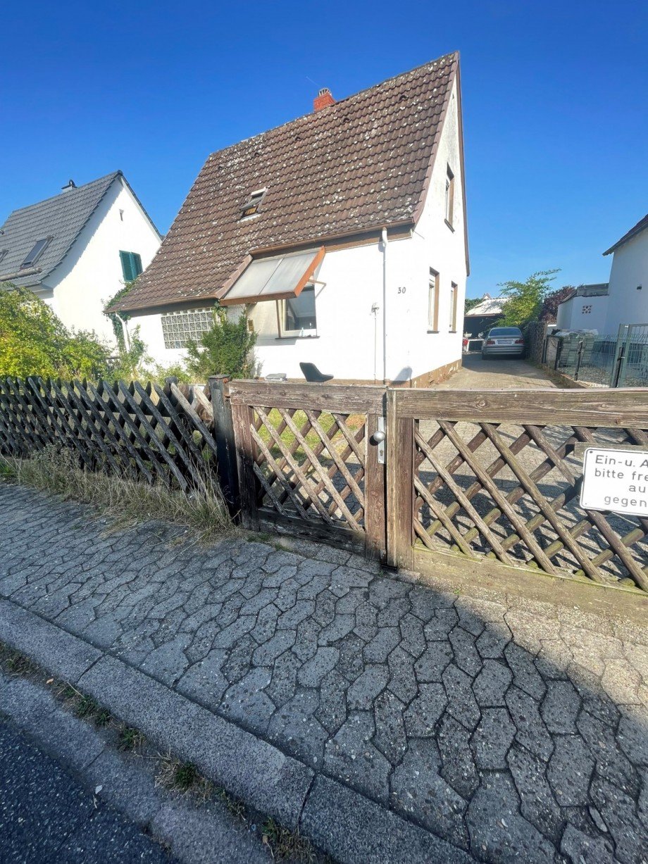 Hausansicht Einfamilienhaus R�sselsheim