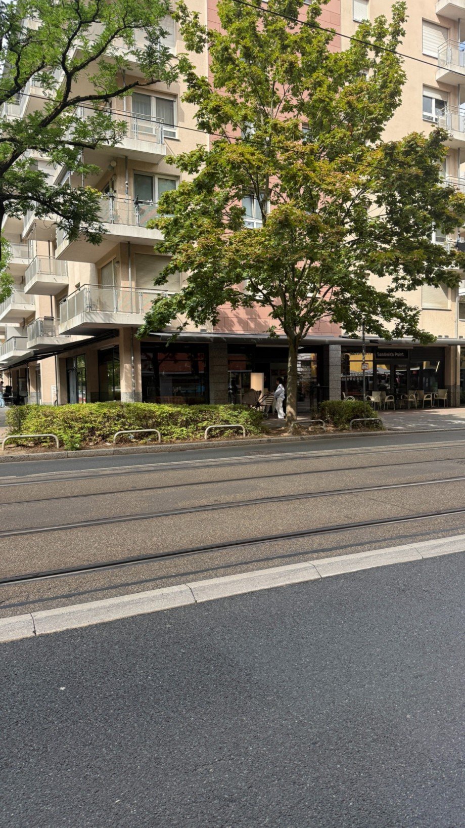 Au�enansicht Ladenlokal Frankfurt