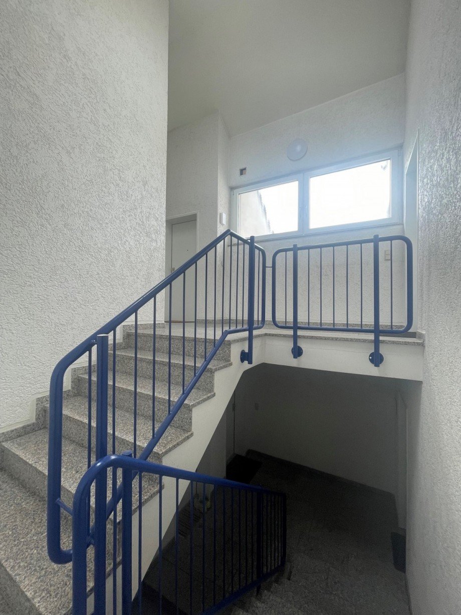 Treppenhaus Dachgeschosswohnung R�sselsheim am Main