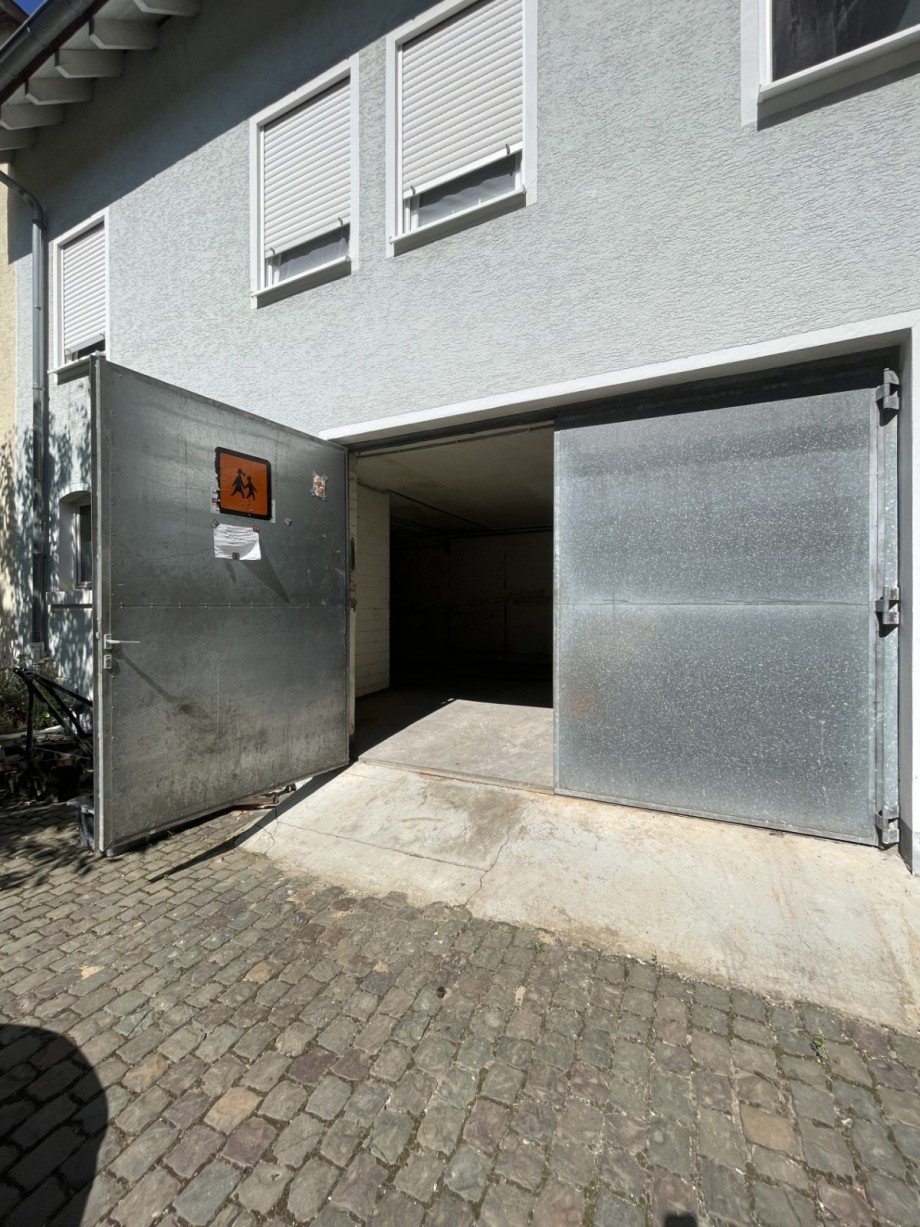 Lager Halle / Lager / Produktion Wiesbaden