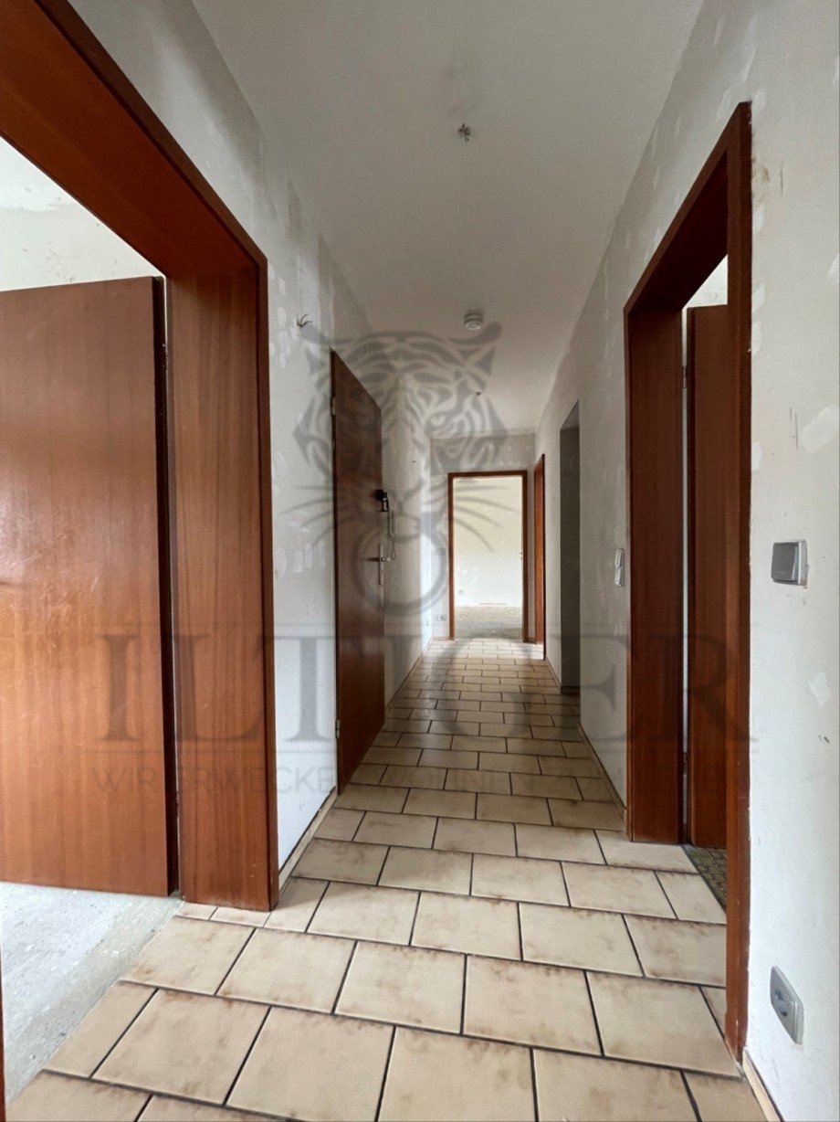 Flur Mehrfamilienhaus Hattersheim am Main