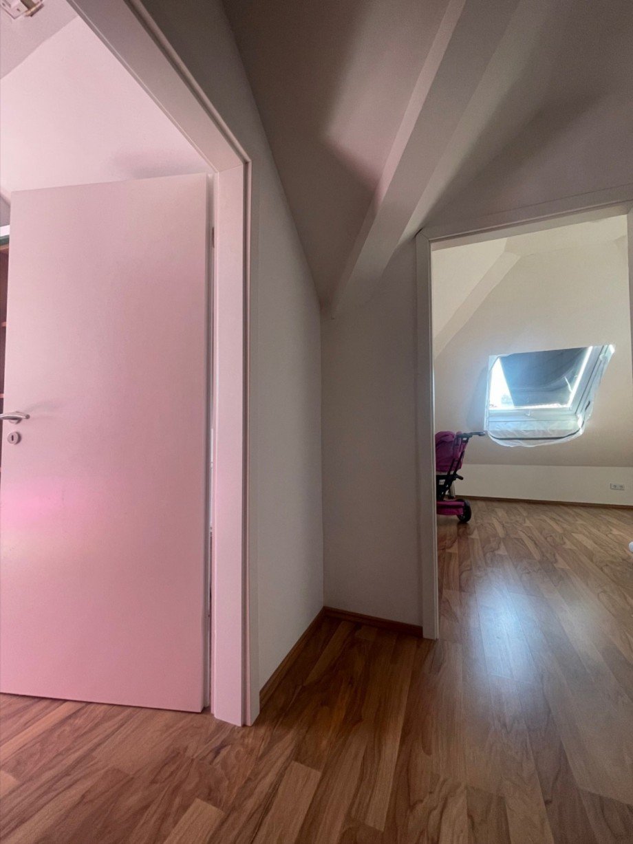 Zimmer - OG Bungalow Wiesbaden