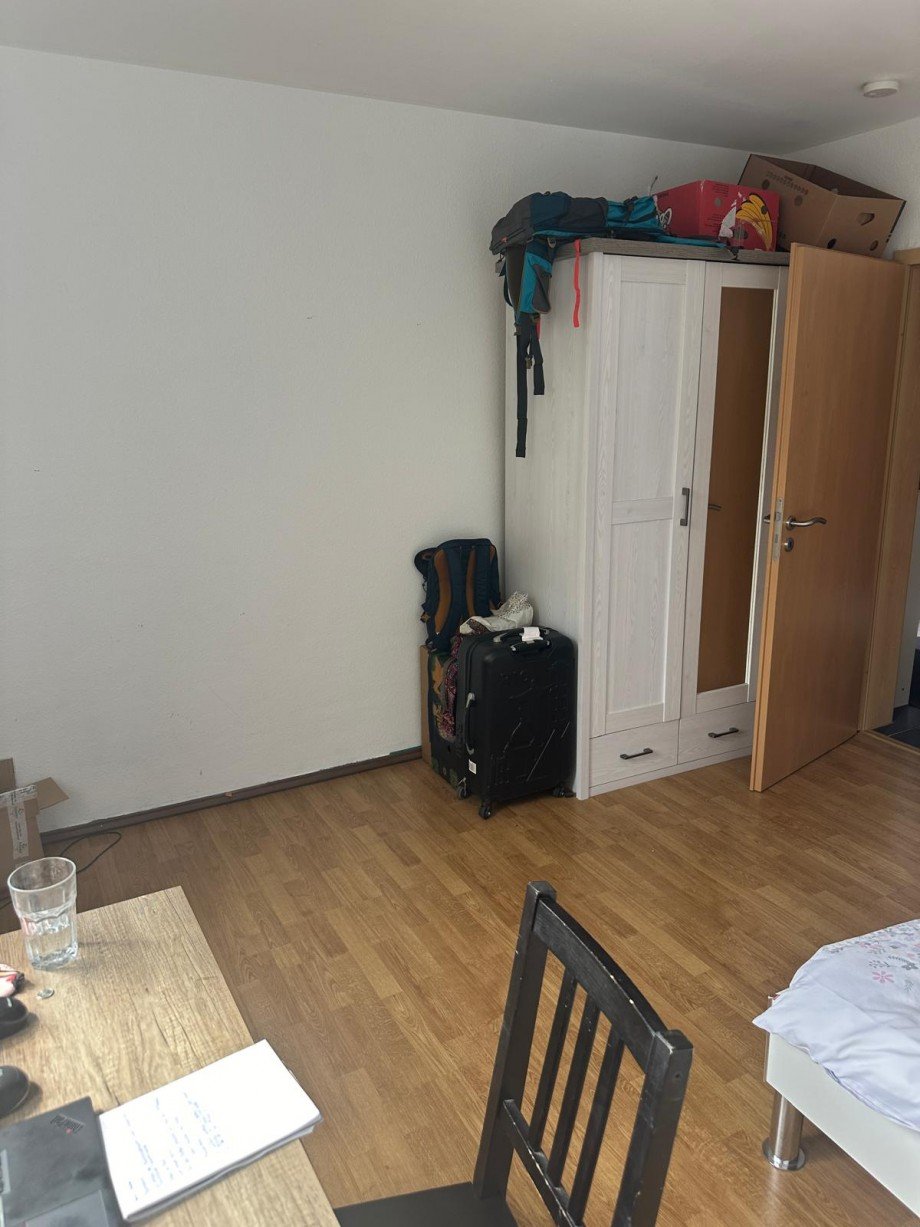 Zimmer 3-2 Etagenwohnung Mainz