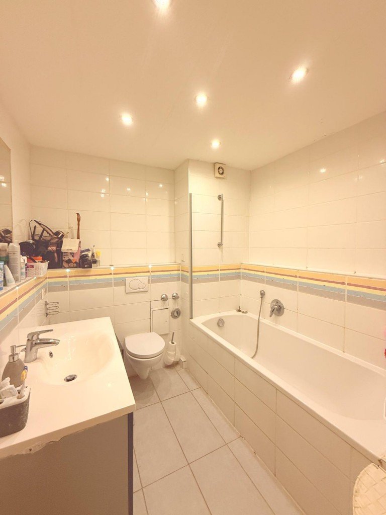 Bad Fl�rsheim am Main Etagenwohnung Ohne K�uferprovision !!! Kapitalanlage oder Selbstnutzung - Sch�ne 3 Zimmerwohnung in Weilbach!