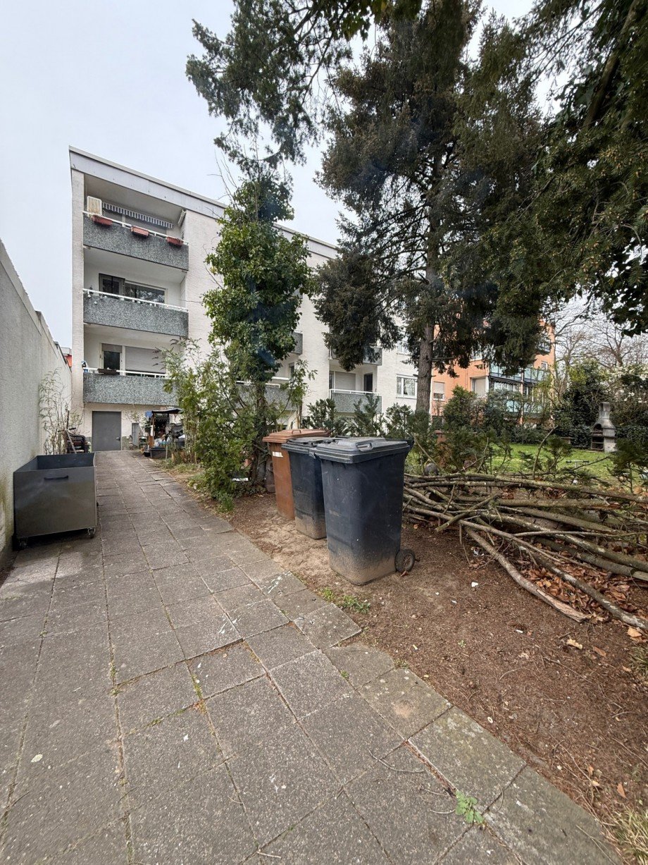 Hinteransicht Erdgeschosswohnung Kelsterbach