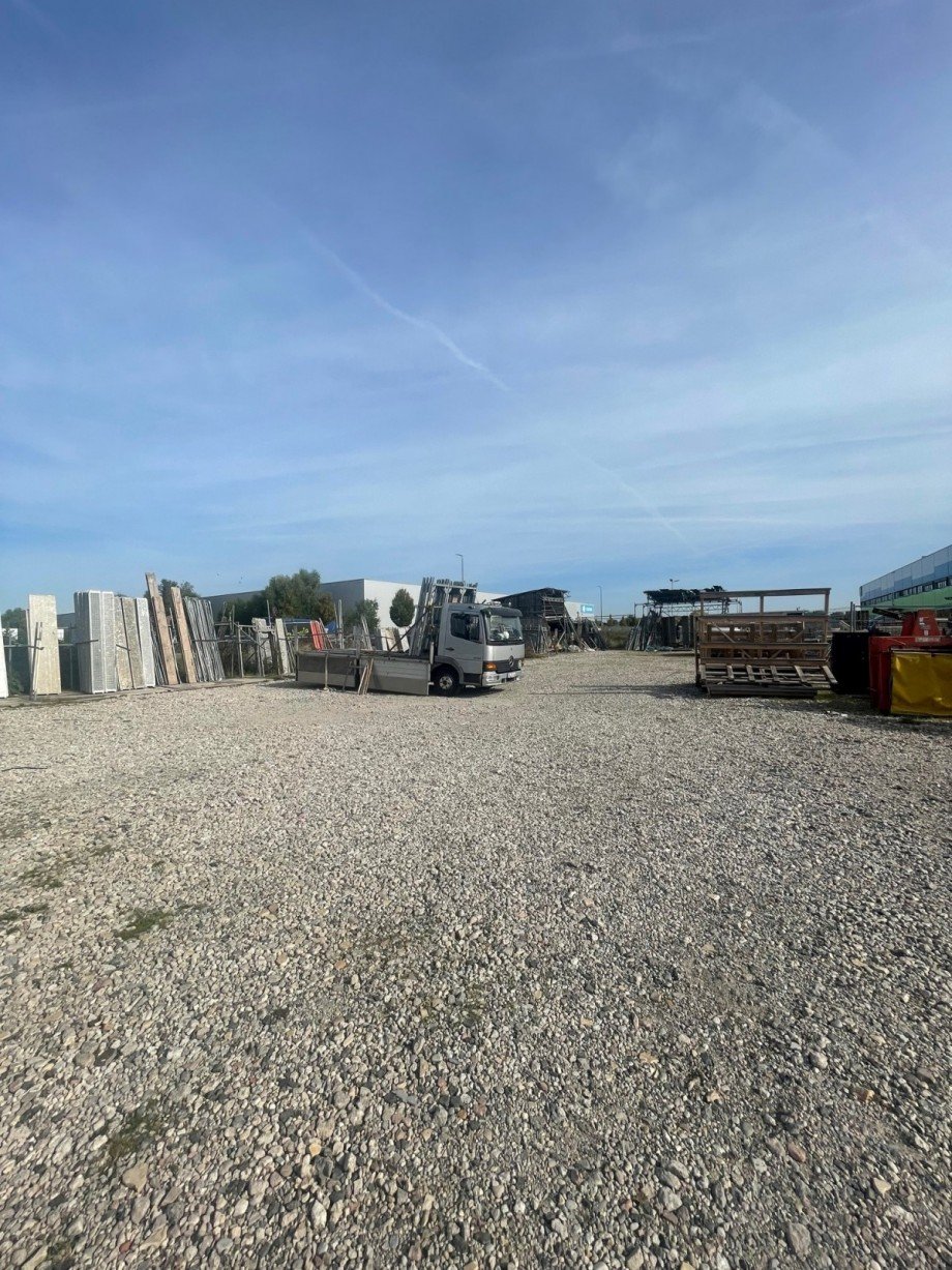 Grundst�ck Halle / Lager / Produktion Bodenheim