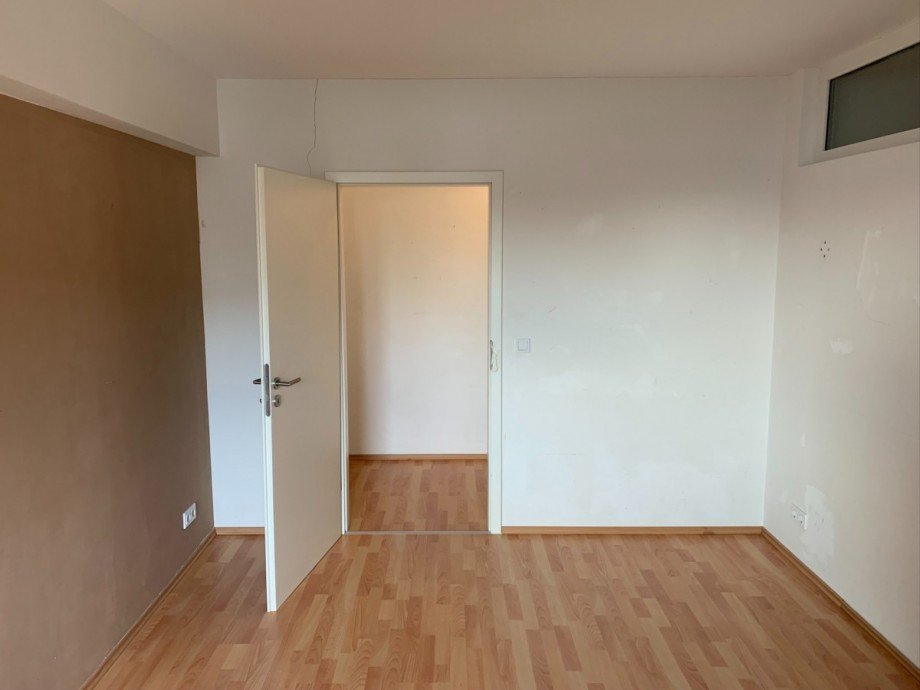 Schlafzimmer Etagenwohnung R�sselsheim am Main
