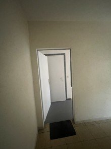 Flur Charmante Gewerbefl�sche in Mainz - Verf�gbar ab 01.10.2024