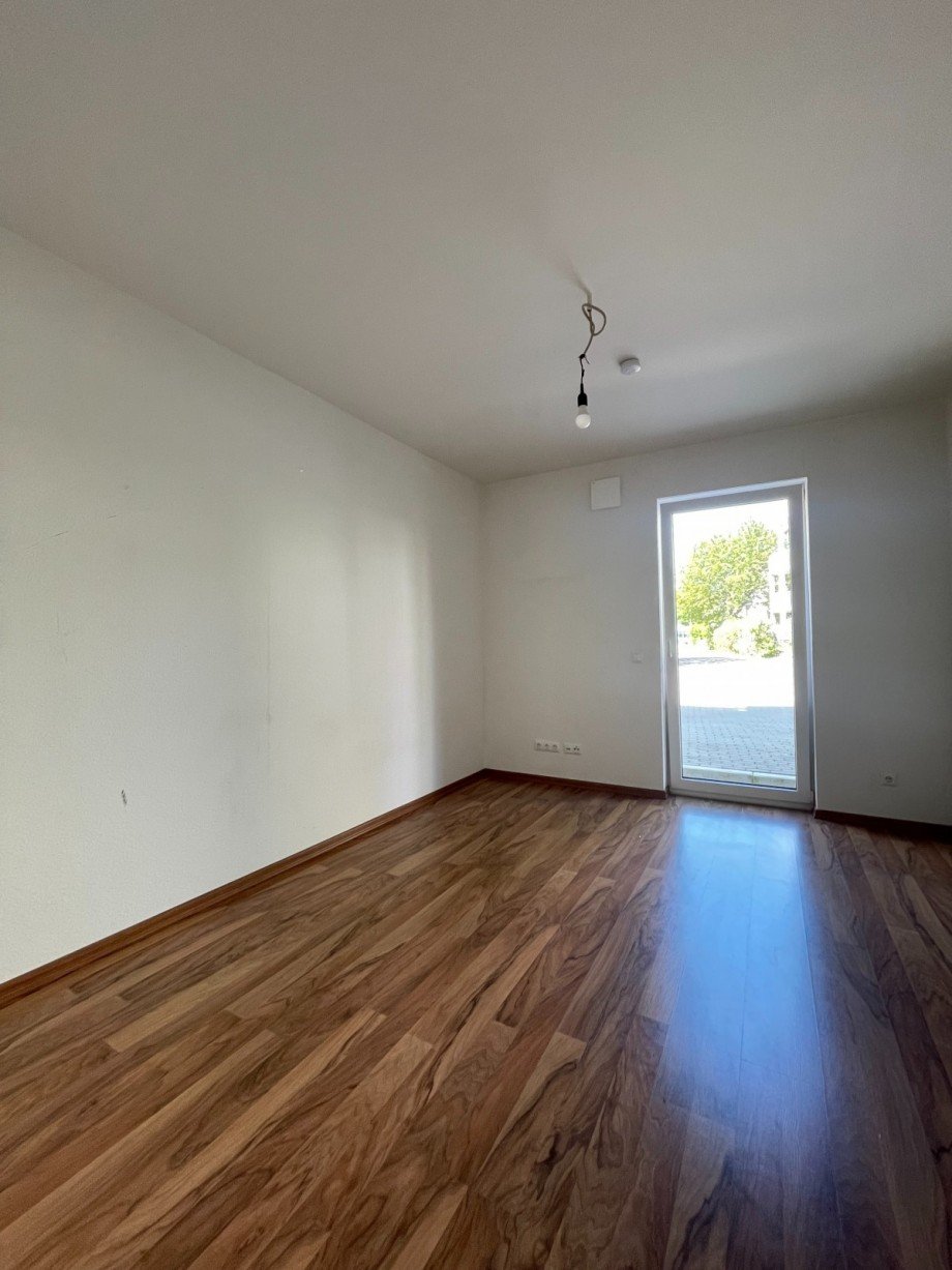 Kinderzimmer Erdgeschosswohnung Fl�rsheim am Main