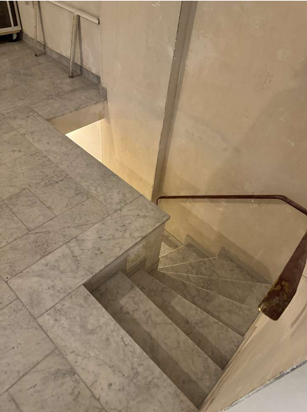 Treppen Abgang Gastgewerbe Frankfurt am Main