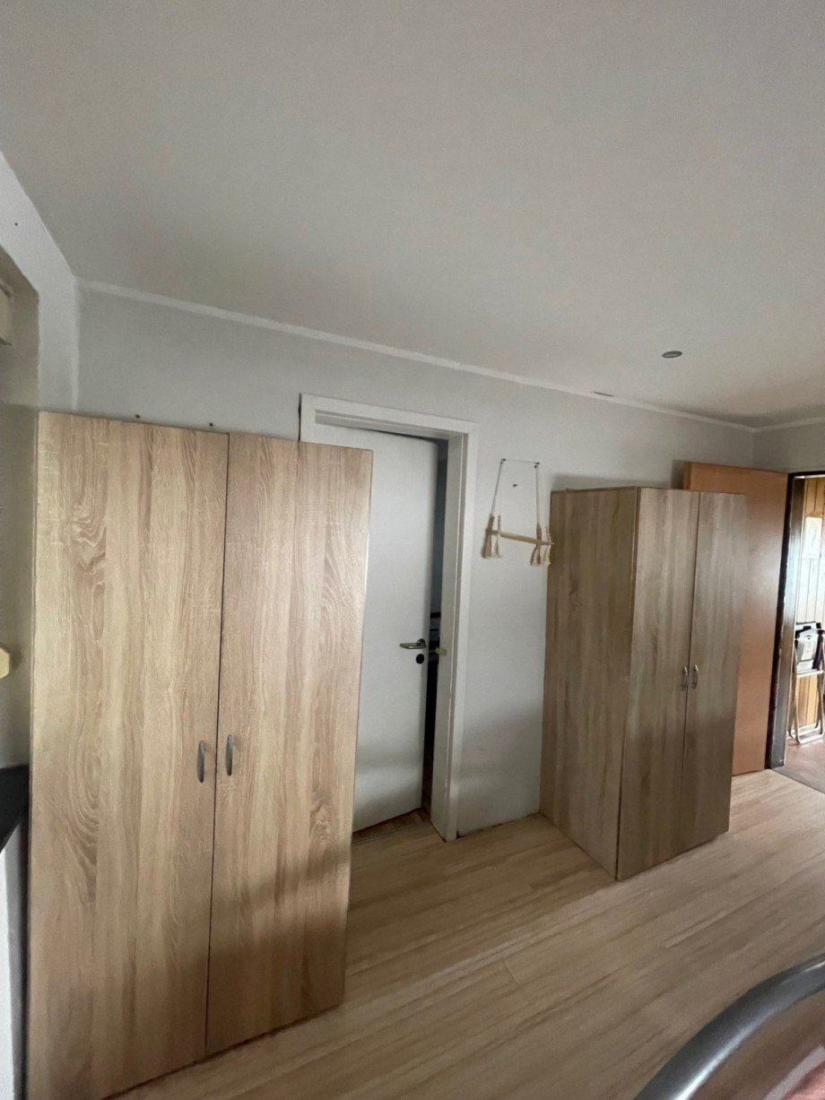 Kleiderschr�nke Einfamilienhaus R�sselsheim