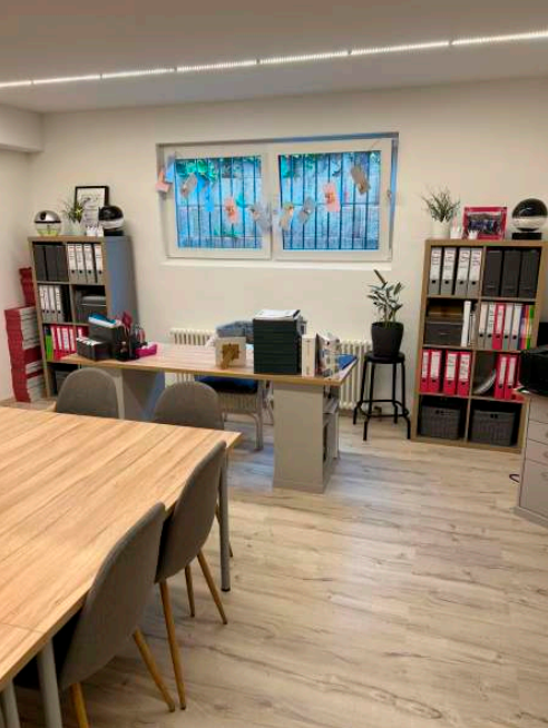 B�ro B�rofl�che Hochheim am Main