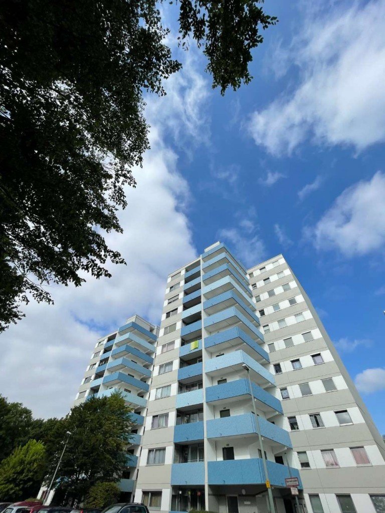 Hausansicht Liederbach Wohnung Anleger aufgepasst!! Sch�nes 1-Zimmer Apartment in Liederbach!