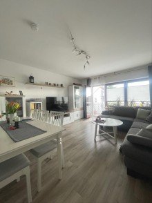 Wohnzimmer Attraktive 2 Zimmer Wohnung mit Stellplatz in Fl�rsheim Wicker