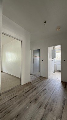 Innenbilder Modernisierte 4-Zimmer-Erdgeschosswohnung mit Balkon & Stellplatz in gefragter Lage