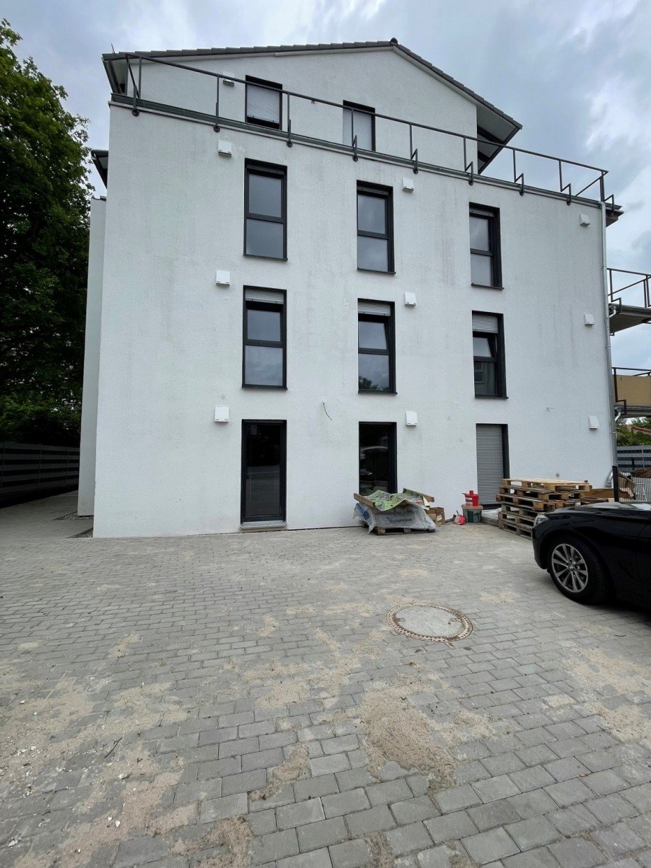 Hausansicht Wohnung Fl�rsheim am Main