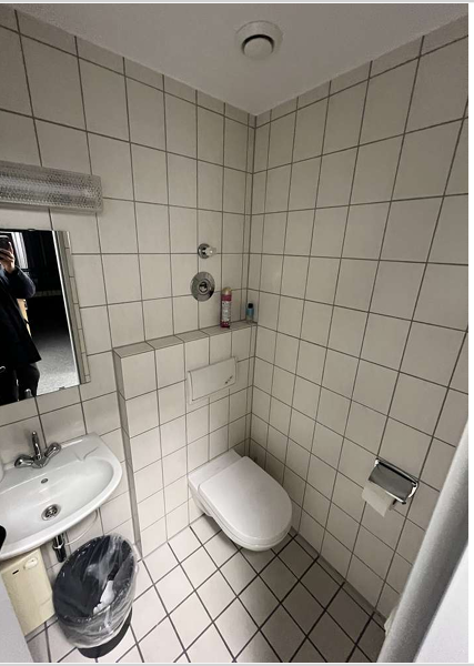 WC 2 B�rofl�che Dietzenbach