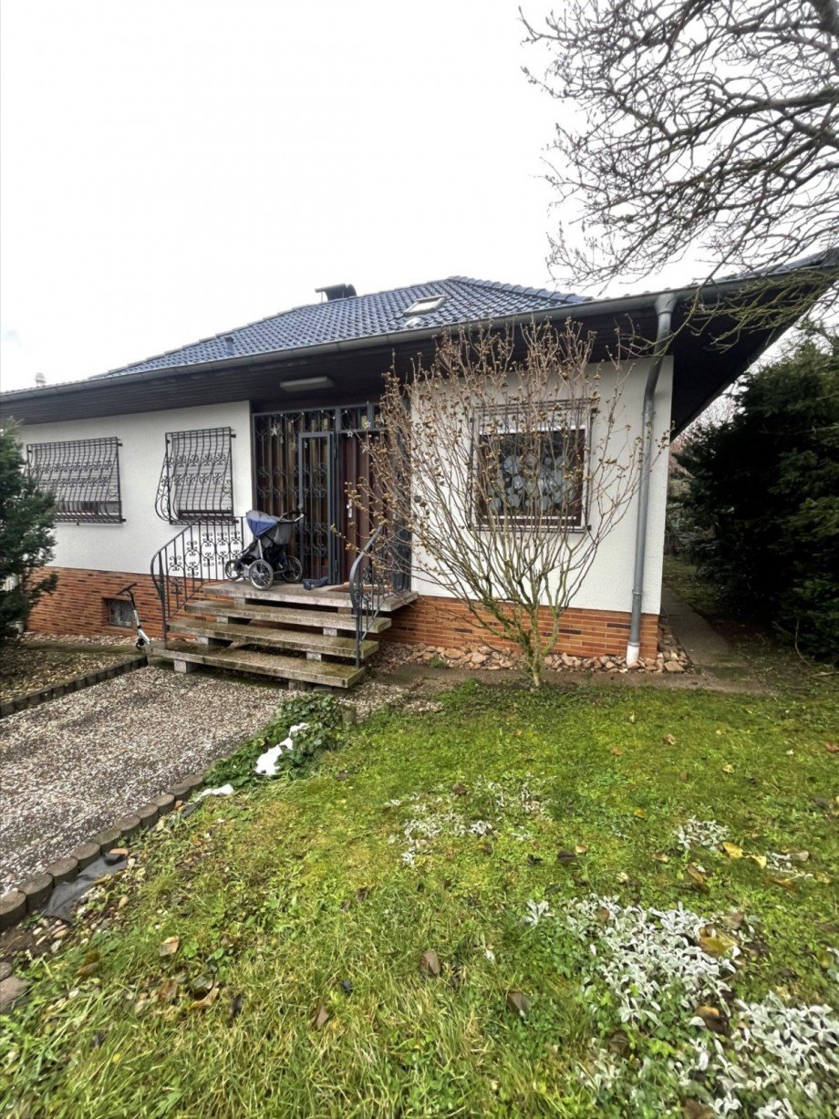 Hausansicht Bungalow Wiesbaden