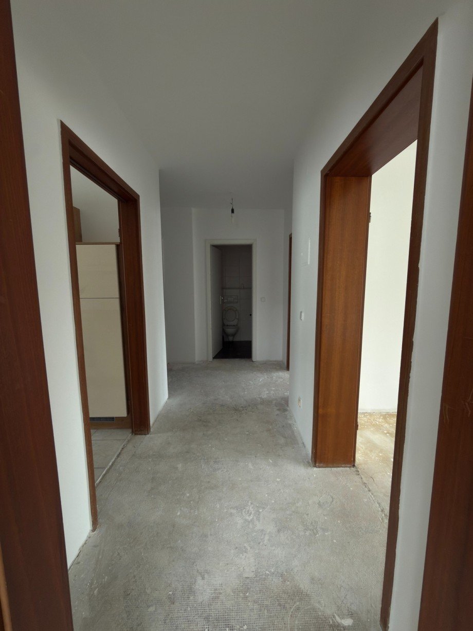 Flur Wohnung Fl�rsheim am Main