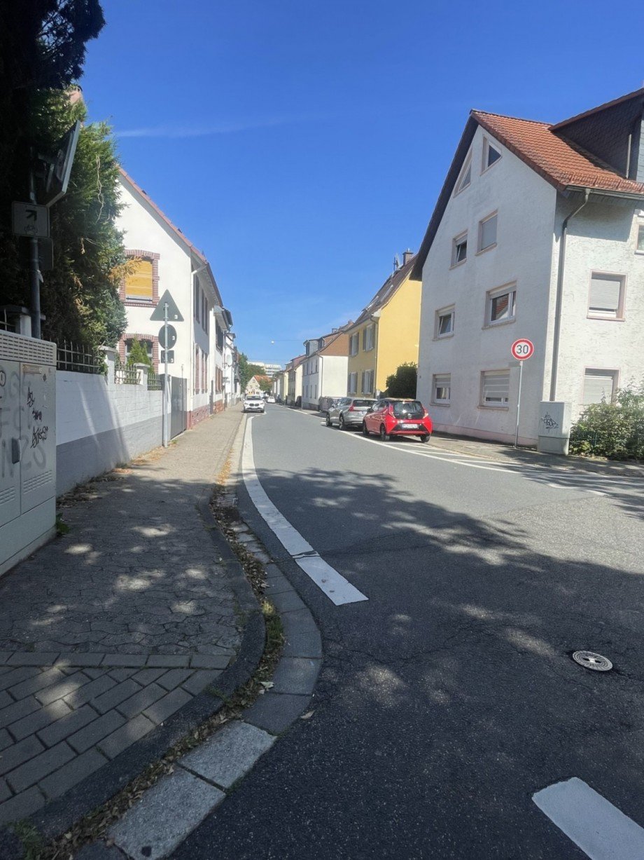 Stra�e B�rofl�che Hofheim am Taunus