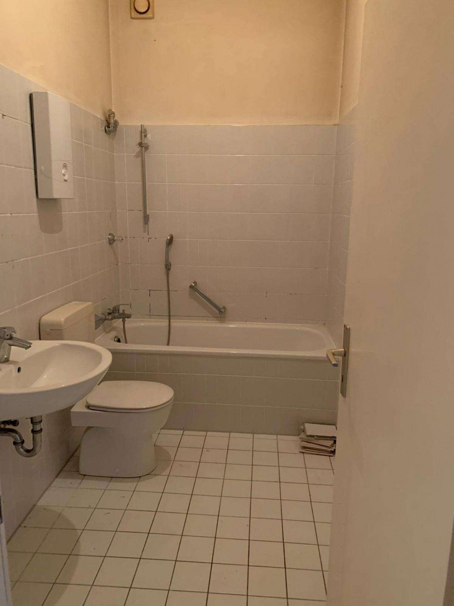 Badezimmer Erdgeschosswohnung Frankfurt am Main