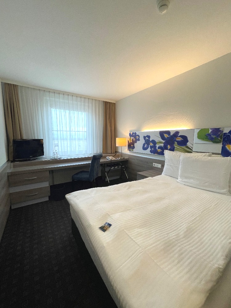 Beispielzimmer Hofheim am Taunus Hotels Hotelinvestment mit stabilen Pachteinnahmen - Apartment in Top-Lage
