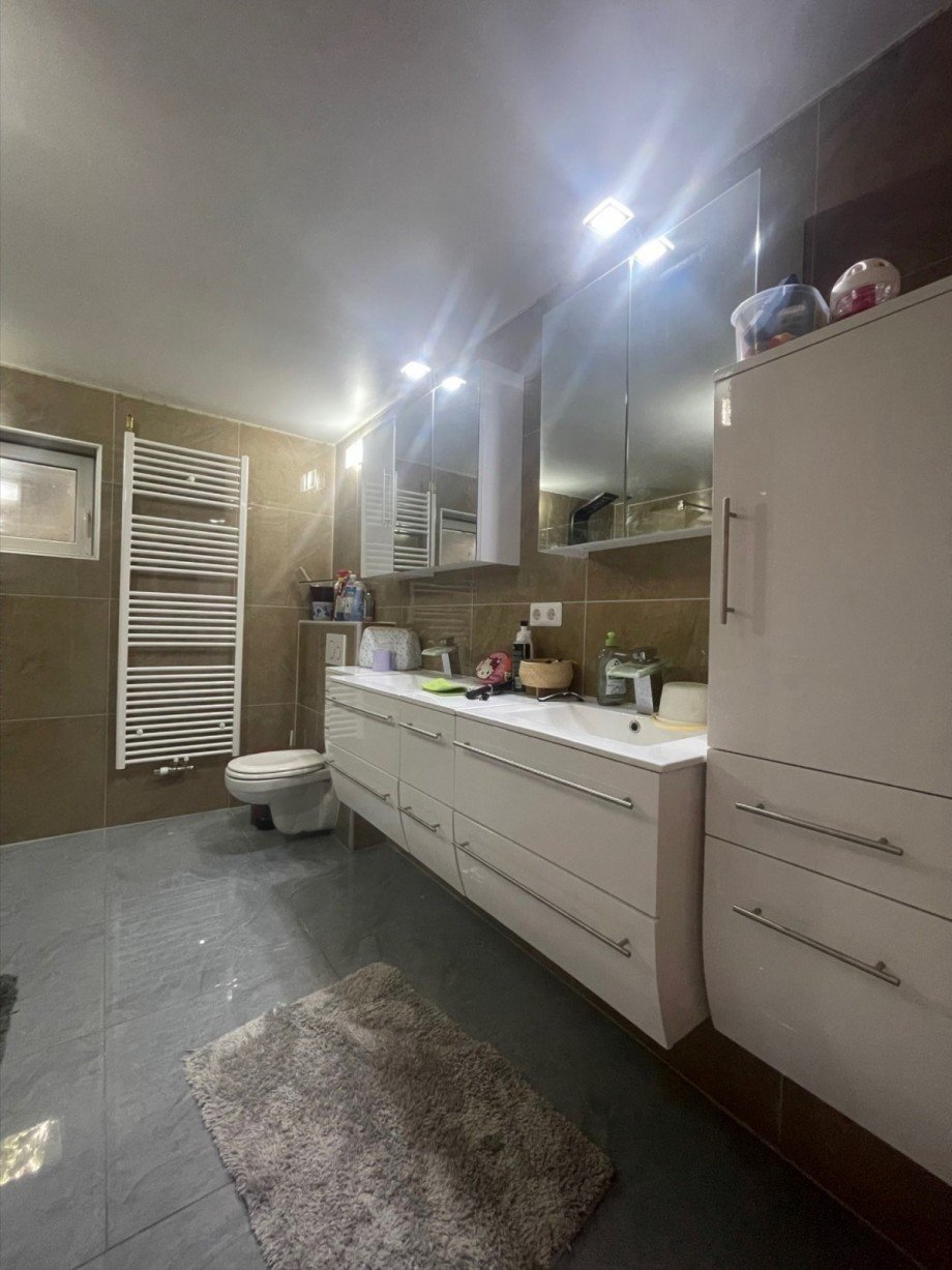 Masterbad - UG Bungalow Wiesbaden