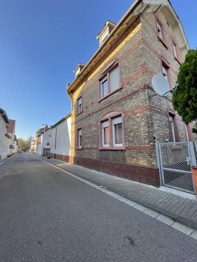Ansicht von der Stra�e Mainz Mehrfamilienhaus Dein Mehrfamilienhaus in Mainz - provisionsfrei, renditestark oder zum Eigenbezug!
