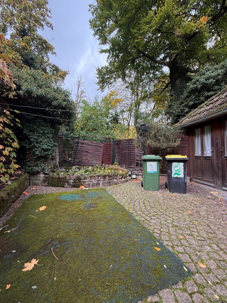 Hof Einfamilienhaus Frankfurt am Main