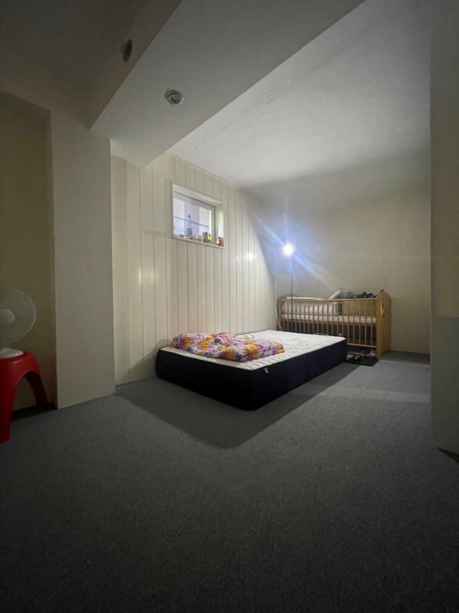 Zimmer - UG Bungalow Wiesbaden