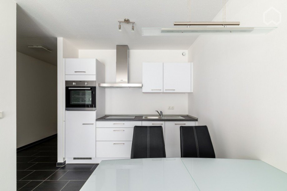 K�che/Esstisch Etagenwohnung Frankfurt, Nied